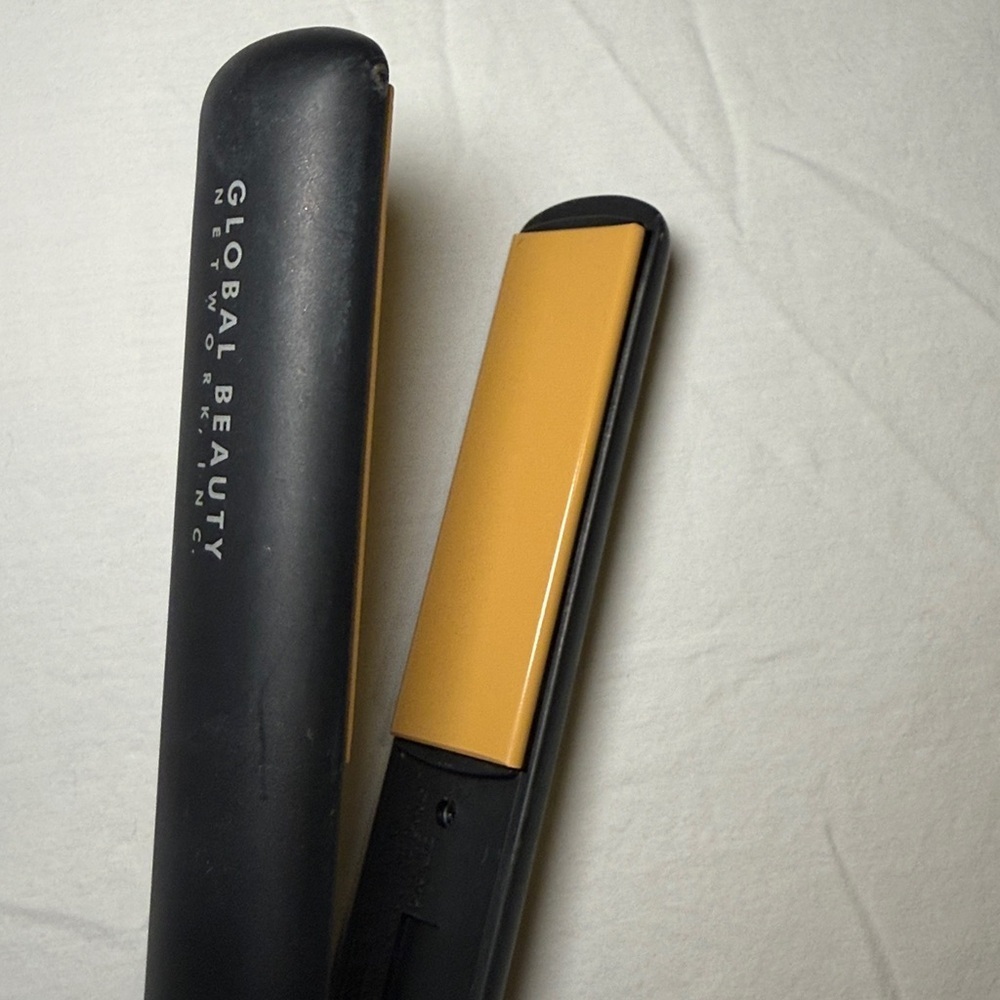 CHI 1 Inch Original Ceramic Hairstyling Straightening Iron EUC - Picture 6 of 7
